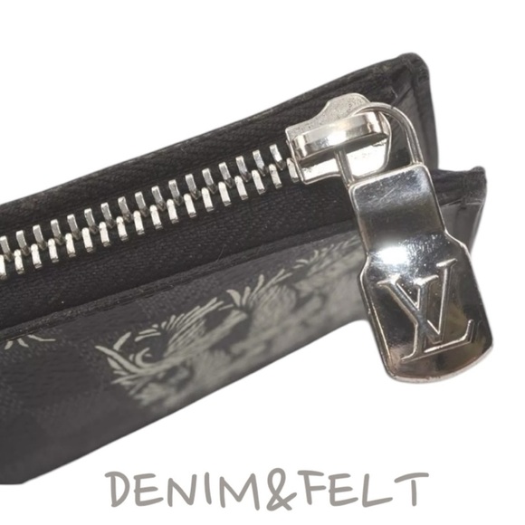 LOUIS VUITTON Christopher Nemeth Damier Graphite Canvas Pochette Jour PM Clutch - Picture 7 of 16